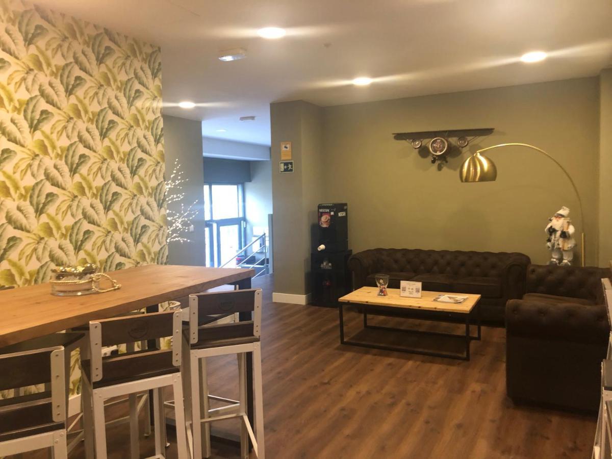 הוספיטלט דה יוברגאט Hotel Radha מראה חיצוני תמונה